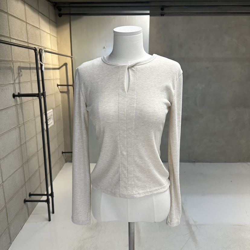 ON THE MODE韓國直郵女裝新品人氣休閑推薦真品長袖T恤ON THE MODE長袖T恤圖色2