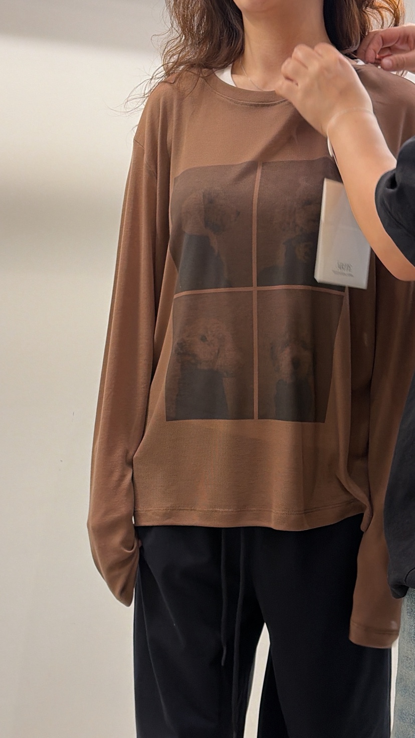 ARTE STUDIO/ATTENTION EDITORIAL東大門代購女裝新款推薦長袖T恤狗狗ARTE STUDIO/ATTENTION EDITORIAL長袖T恤