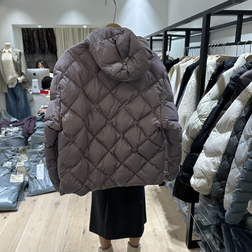 BRUNI/RICOTTA東大門實拍女士新品人氣推薦時尚短款羽絨服BRUNI/RICOTTA短款羽絨服