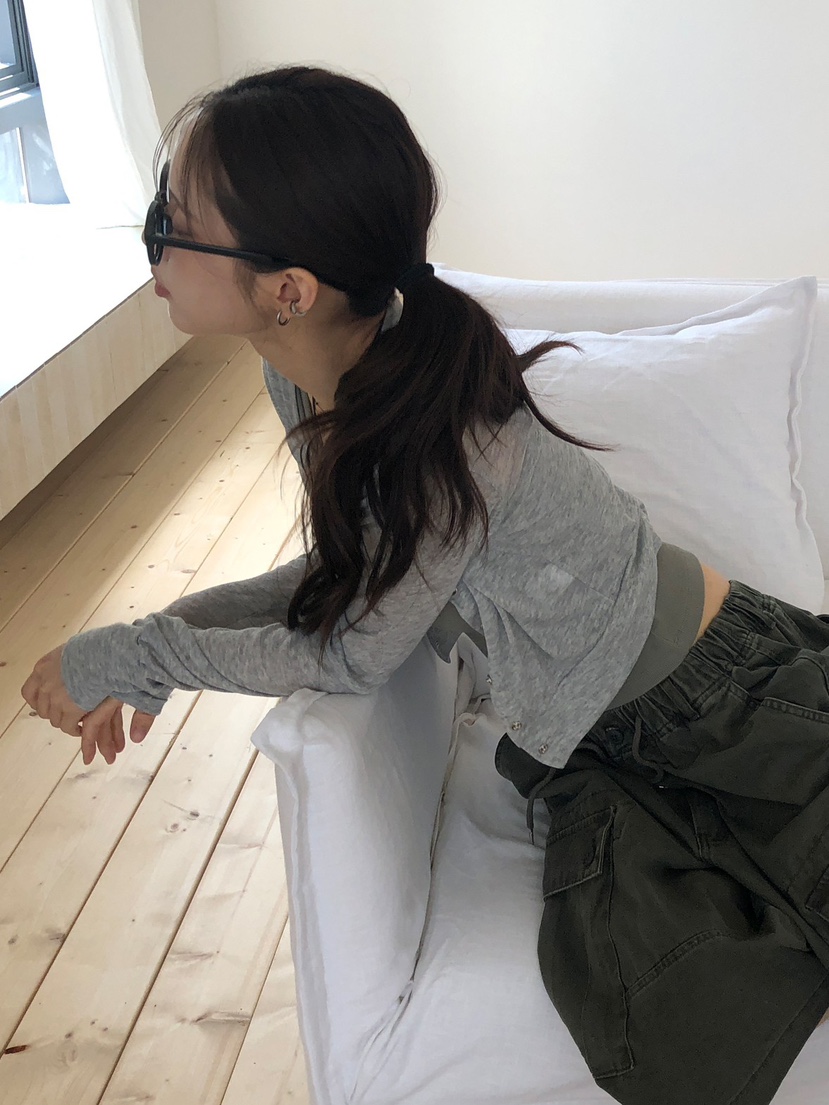 ROOOF東大門直郵女裝新款真品長袖T恤不含內搭和圍巾狗狗開衫ROOOF長袖T恤