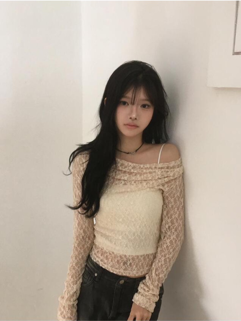 ROOOF韓國代購女裝新款推薦時尚真品熱賣長袖T恤不含內搭ROOOF長袖T恤