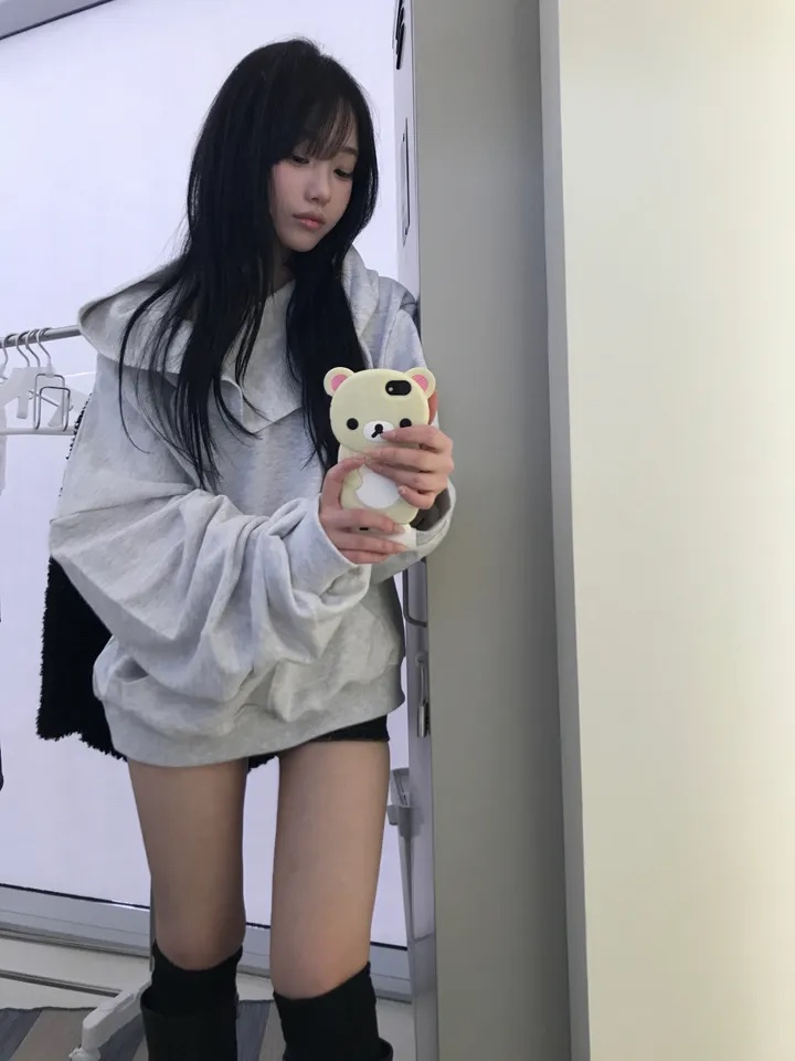 ROOOF東大門實拍女裝新款推薦真品熱賣時尚衛衣不對稱連帽衫ROOOF衛衣