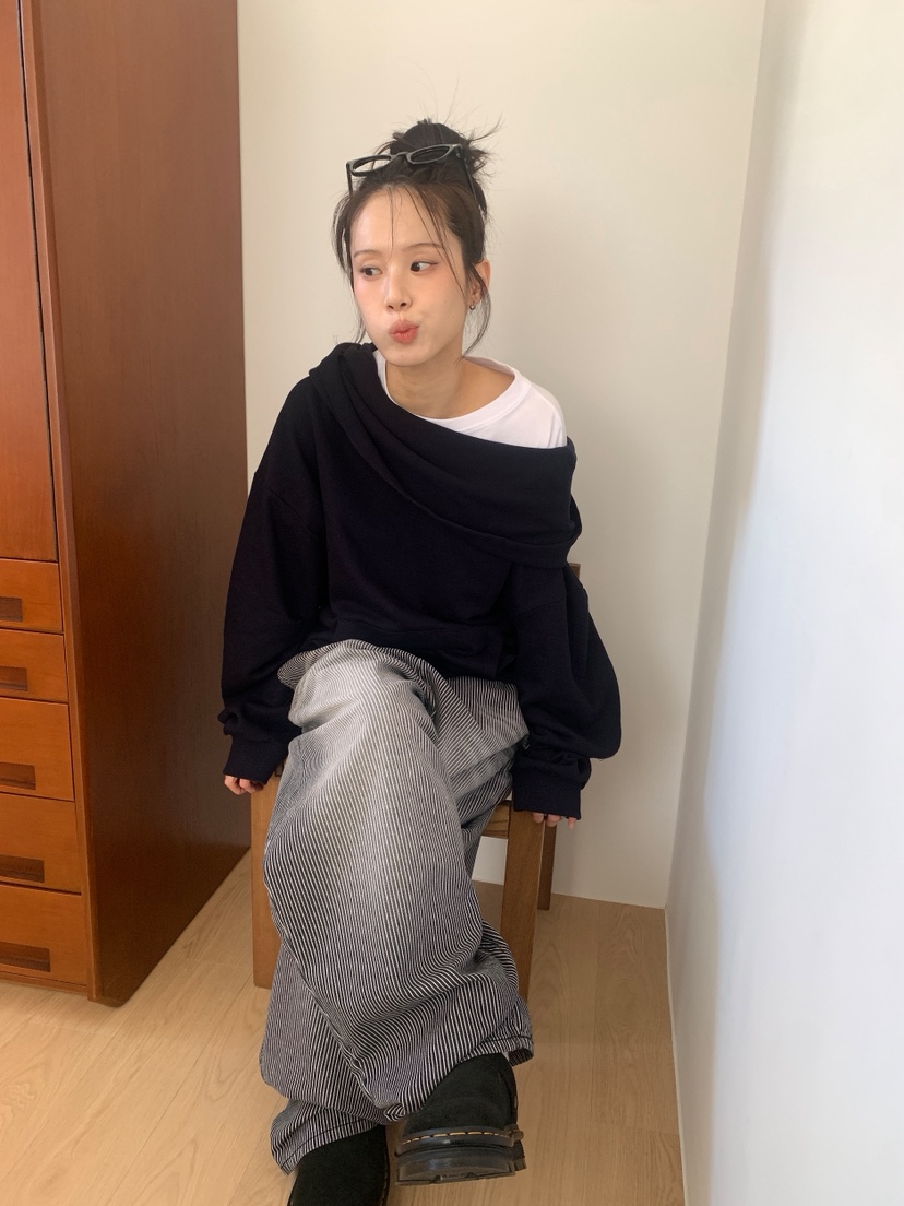 ROOOF東大門實拍女裝新款推薦真品熱賣時尚衛衣不對稱連帽衫ROOOF衛衣