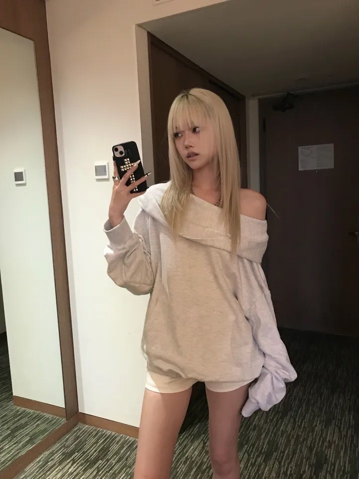 ROOOF東大門實拍女裝新款推薦真品熱賣時尚衛衣不對稱連帽衫ROOOF衛衣圖色2