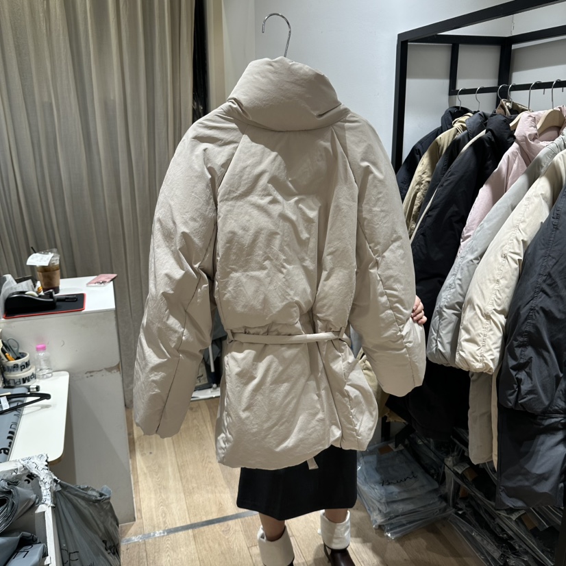 BRUNI/RICOTTA東大門代購女裝新款休閑短款羽絨服含腰繩高領BRUNI/RICOTTA短款羽絨服