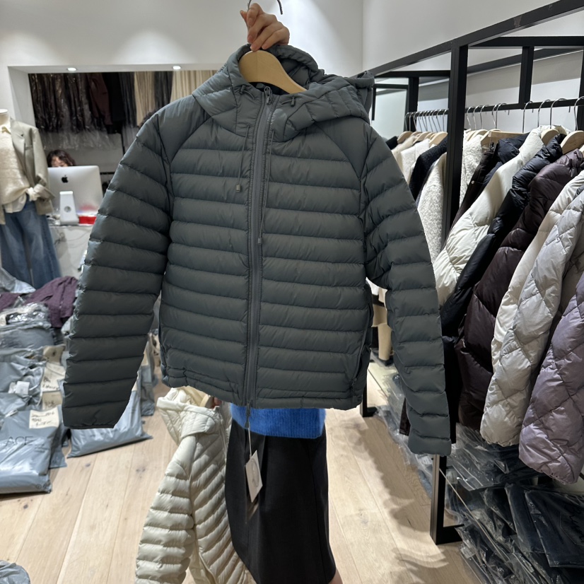 BRUNI/RICOTTA東大門直郵女士新品休閑熱賣推薦短款羽絨服BRUNI/RICOTTA短款羽絨服圖色2