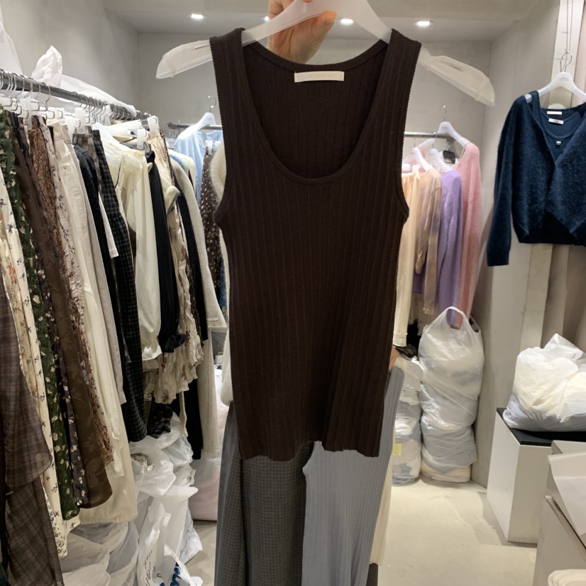 LOGROAD韓國直郵女士新品真品推薦時尚人氣吊帶背心圓領羅紋LOG ROAD吊帶/背心圖色3棕色