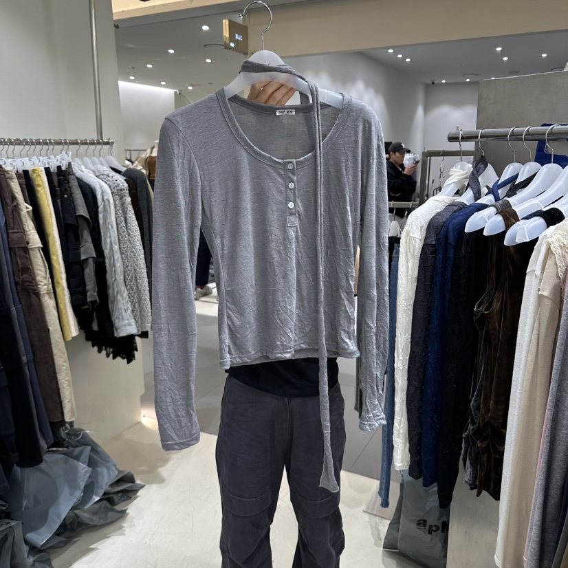 BENE韓國直郵女士新品推薦熱賣時尚真品人氣長袖T恤含圍巾SHOP BENE_Bene長袖T恤圖色2
