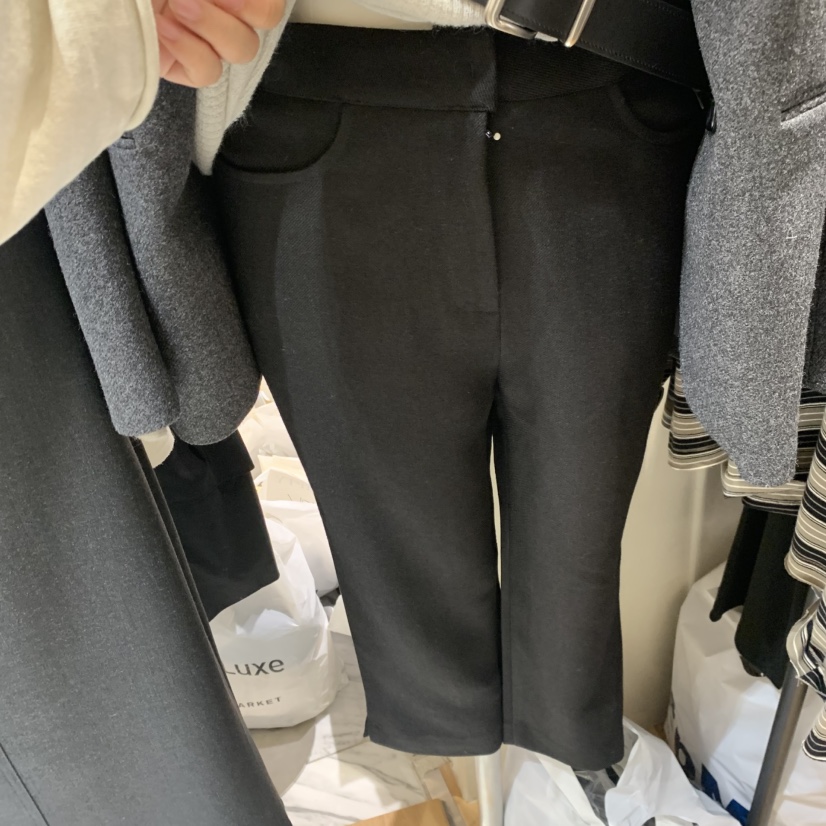 FLAT韓國直郵女裝新品休閑推薦真品熱賣人氣時尚短褲flat短褲圖色2黑