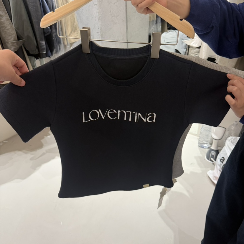 GENTLE B/LOVENTINA東大門直郵女裝新品熱賣真品時尚T恤GENTLE B/LOVENTINAT恤圖色2
