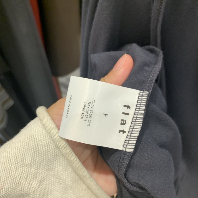 FLAT東大門實拍女裝新品熱賣休閑時尚推薦人氣真品長袖T恤flat長袖T恤