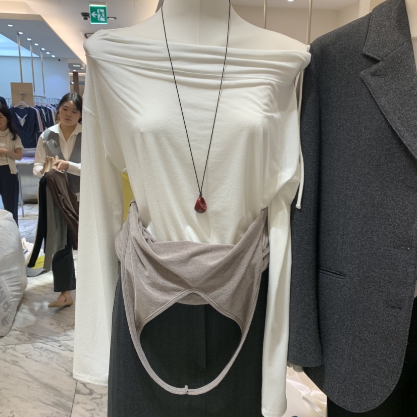 FLAT東大門實拍女裝新品熱賣休閑時尚推薦人氣真品長袖T恤flat長袖T恤圖色2