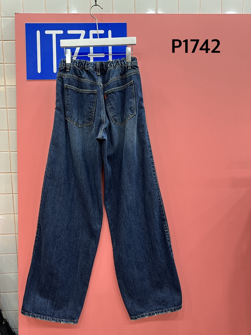 ITZEL東大門實拍女士新款真品熱賣休閑人氣推薦時尚牛仔褲ITZEL牛仔褲