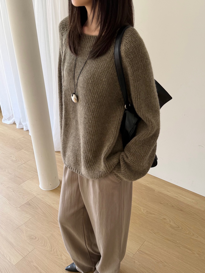 OP PER韓國代購女裝新品時尚推薦熱賣休閑針織衫羊駝毛船領OPPER-simplebeige針織衫
