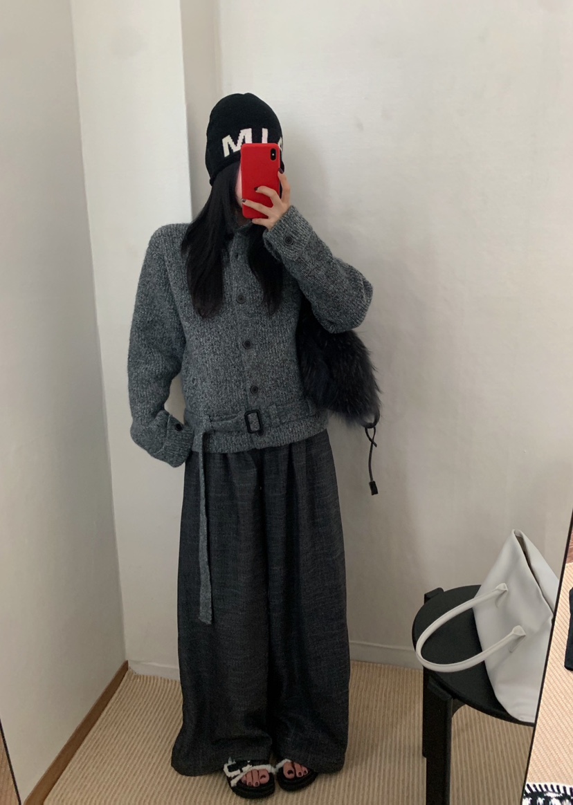 TWENTY FOUR SEVEN24-7東大門代購女裝新品推薦毛衣含毛領含腰帶開衫TEWNTY FOUR SEVEN24-7毛衣