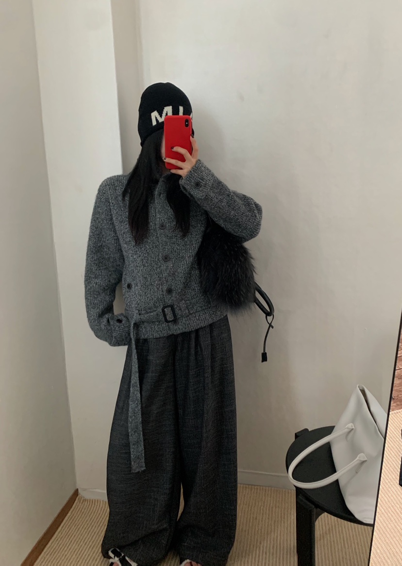 TWENTY FOUR SEVEN24-7東大門代購女裝新品推薦毛衣含毛領含腰帶開衫TEWNTY FOUR SEVEN24-7毛衣