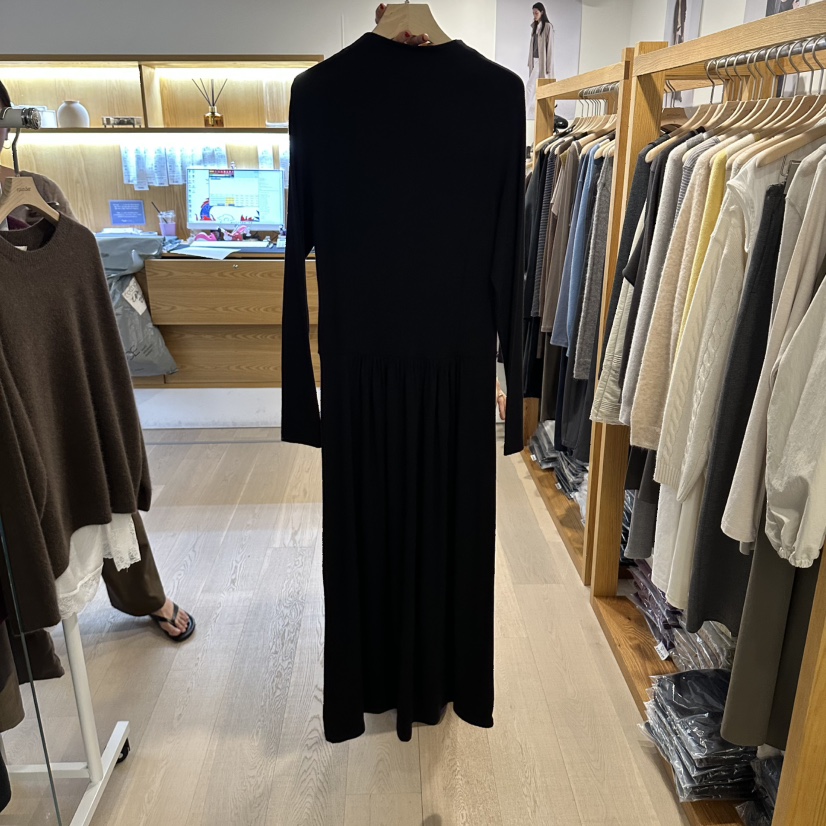 ROUNDER東大門直郵女士新品真品連衣裙不含圍巾OPS安哥拉ROUNDER連衣裙圖色2