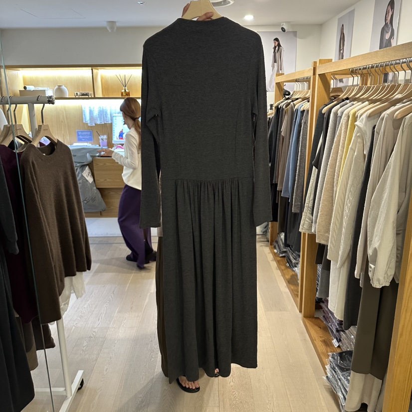 ROUNDER東大門直郵女士新品真品連衣裙不含圍巾OPS安哥拉ROUNDER連衣裙圖色3