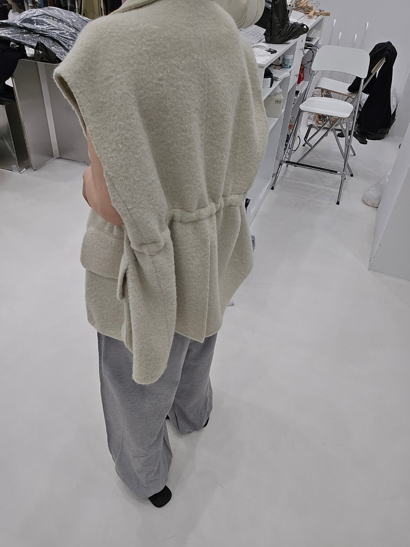 J SHOP韓國代購女裝新款時尚推薦人氣真品熱賣休閑馬甲口袋J_SHOP馬甲