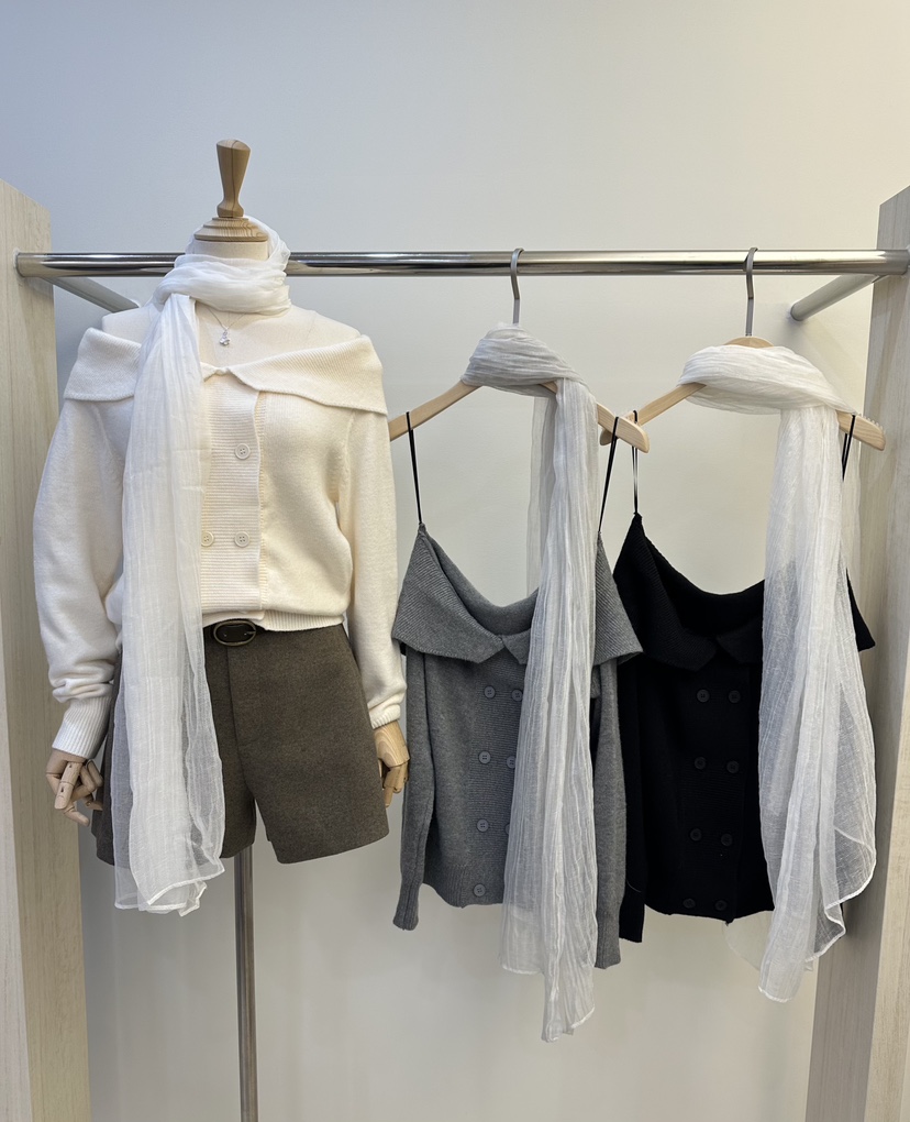 57TH東大門代購女裝新款休閑真品人氣熱賣推薦套裝露肩緞帶57TH套裝