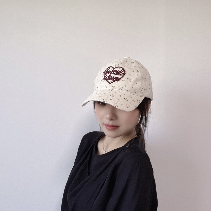 TATA東大門實拍女士新品時尚熱賣推薦休閑人氣真品帽子TATA帽子