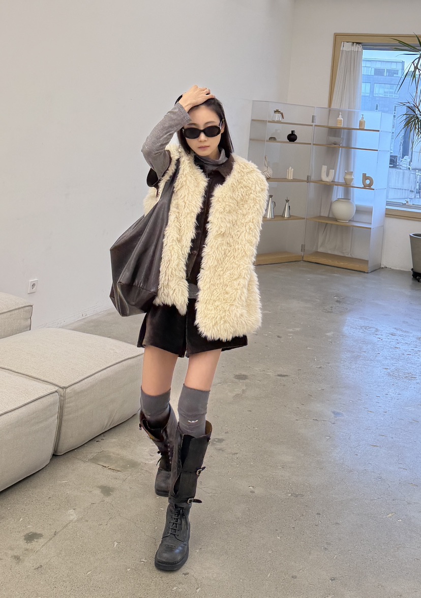 RUNWAY-런웨이韓國直郵女裝新款推薦熱賣人氣休閑時尚馬甲RUNWAY馬甲