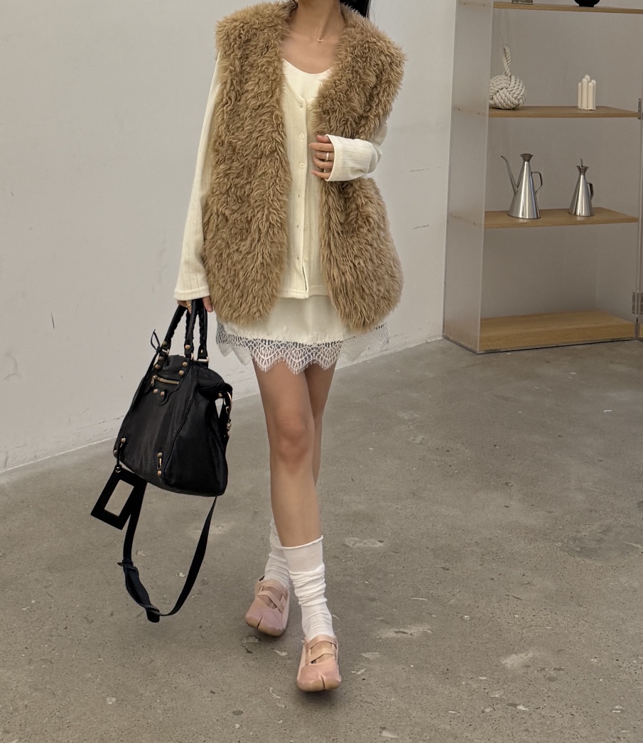 RUNWAY-런웨이韓國直郵女裝新款推薦熱賣人氣休閑時尚馬甲RUNWAY馬甲