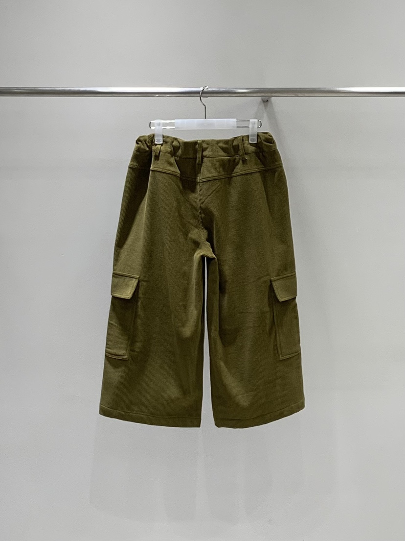 LOVE MOMENT東大門代購女士新品時尚人氣熱賣短褲燈芯絨LOVE MOMENT短褲