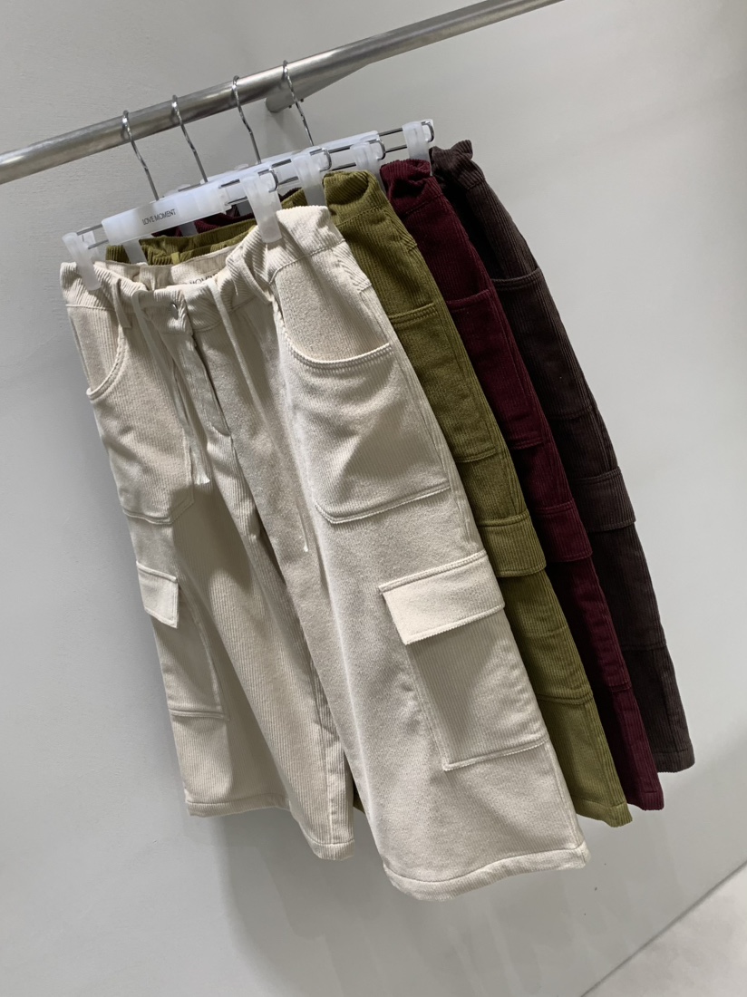 LOVE MOMENT東大門代購女士新品時尚人氣熱賣短褲燈芯絨LOVE MOMENT短褲