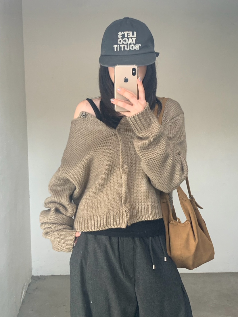 MOMENTUM東大門實拍女士新品熱賣休閑真品推薦人氣開衫黑色MOMENTUM開衫