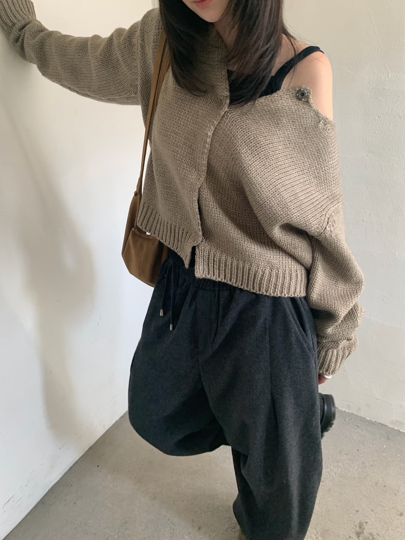 MOMENTUM東大門實拍女士新品熱賣休閑真品推薦人氣開衫黑色MOMENTUM開衫