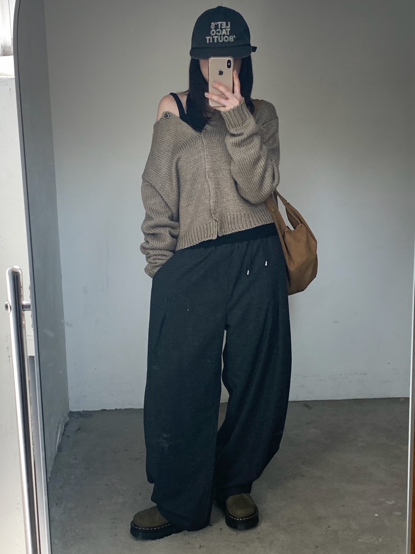MOMENTUM東大門實拍女士新品熱賣休閑真品推薦人氣開衫黑色MOMENTUM開衫