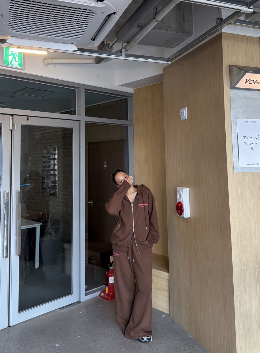 ODD FOCOUS東大門實拍女士新款推薦熱賣真品職業休閑褲圓領ODD FOCOUS休閑褲