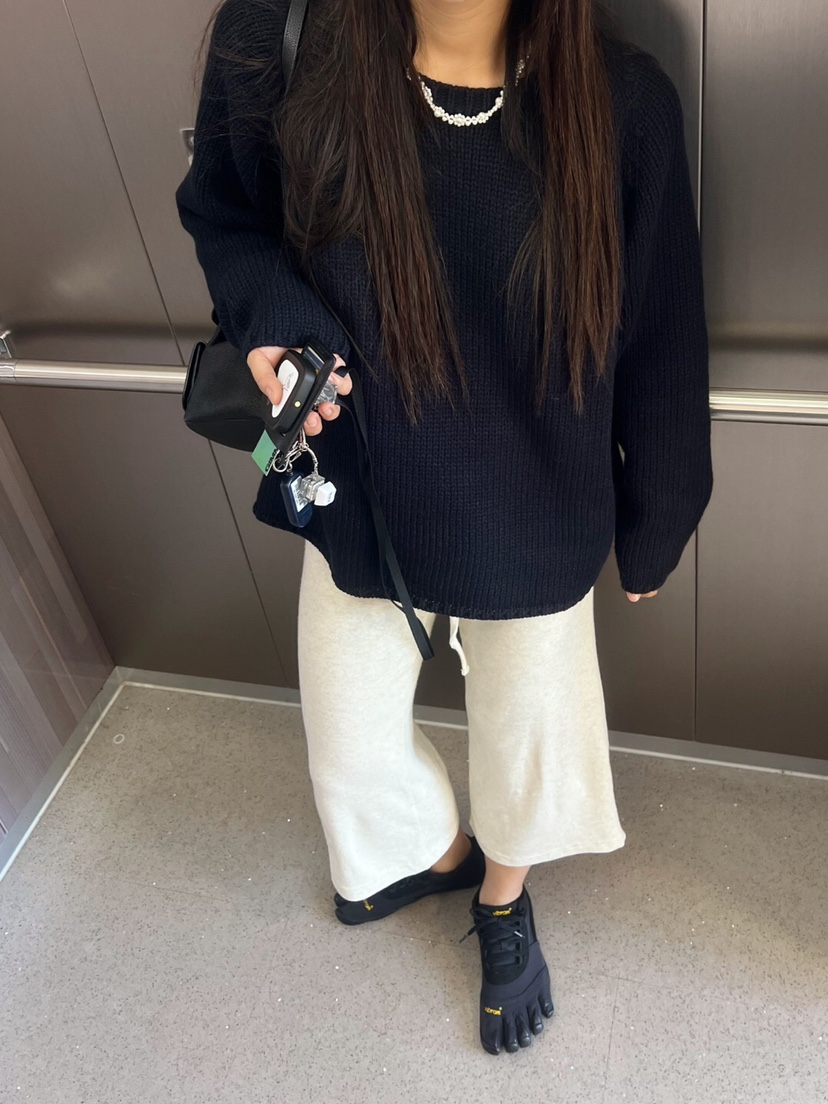LIKEVAM韓國代購女士新款真品時尚休閑熱賣人氣推薦毛衣LIKEVAM毛衣