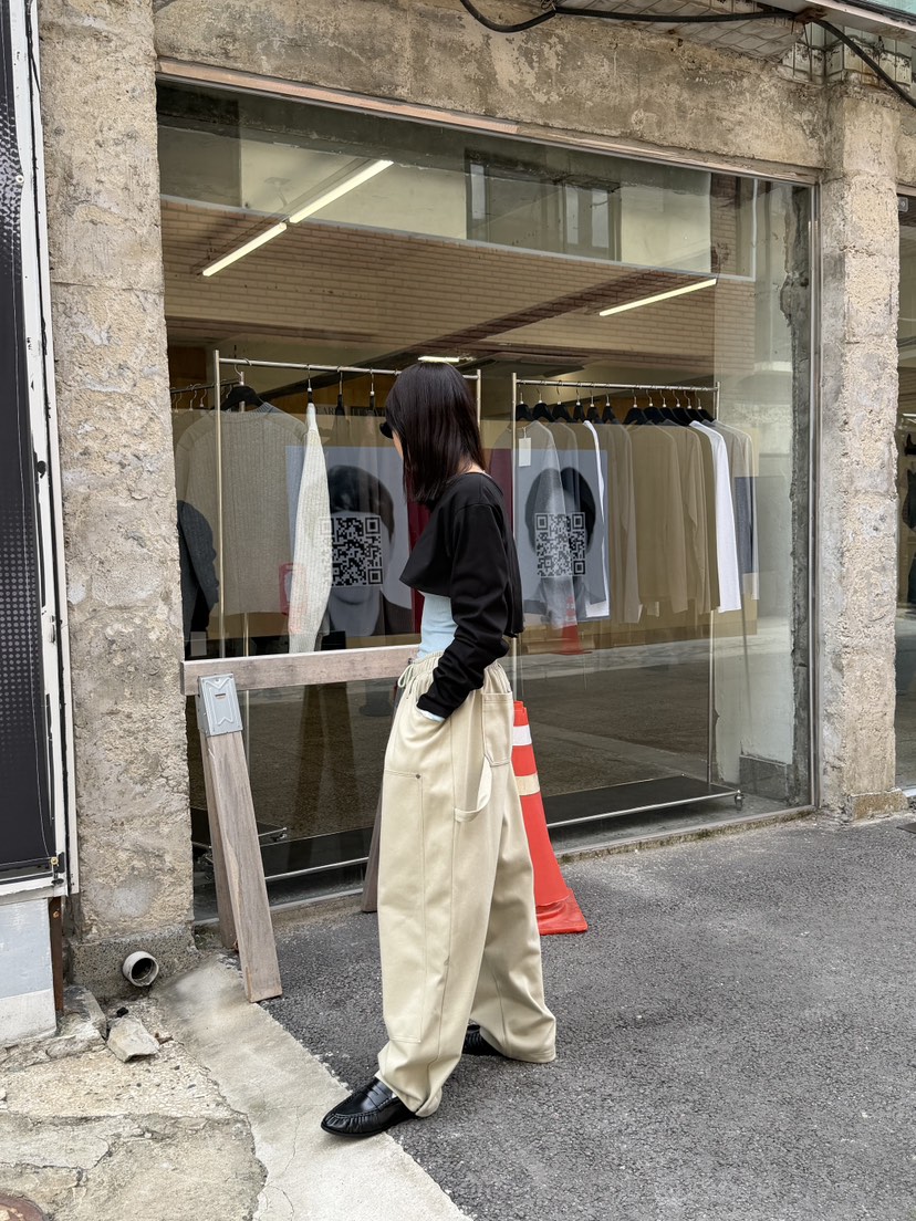 FRANC—L東大門實拍女裝新款熱賣時尚人氣長袖T恤不含內搭FRANC長袖T恤
