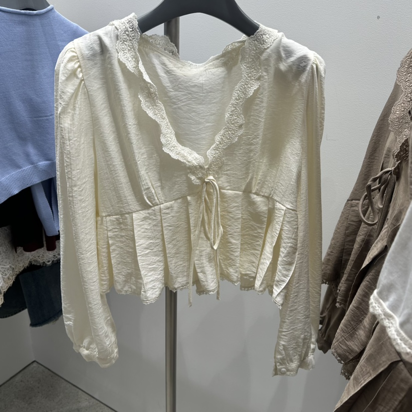 TARABY MOTION東大門實拍女士新品真品人氣推薦襯衫蕾絲衫TARABY MOTION襯衫/蕾絲衫圖色1