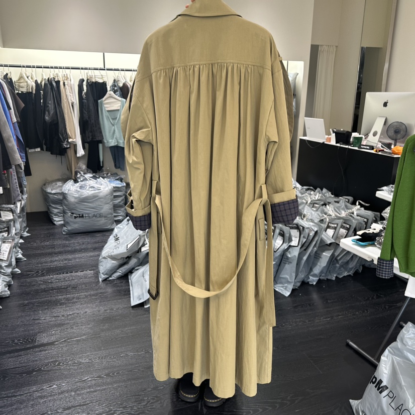 TOMGIRL東大門直郵女裝新品人氣時尚推薦休閑長款風衣含腰帶TOMGIRL長款風衣