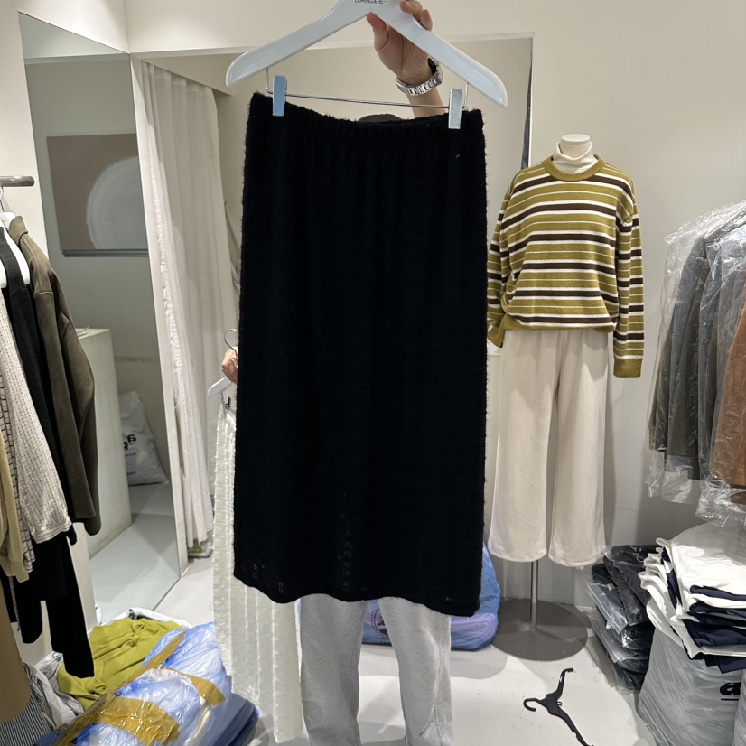 LORING RE I韓國直郵女裝新品熱賣真品人氣時尚休閑長裙LORING RE-I/BARE長裙圖色2