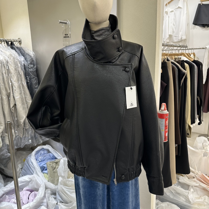 REFLAT東大門代購女裝新品時尚推薦真品人氣休閑皮衣高領REFLAT皮衣