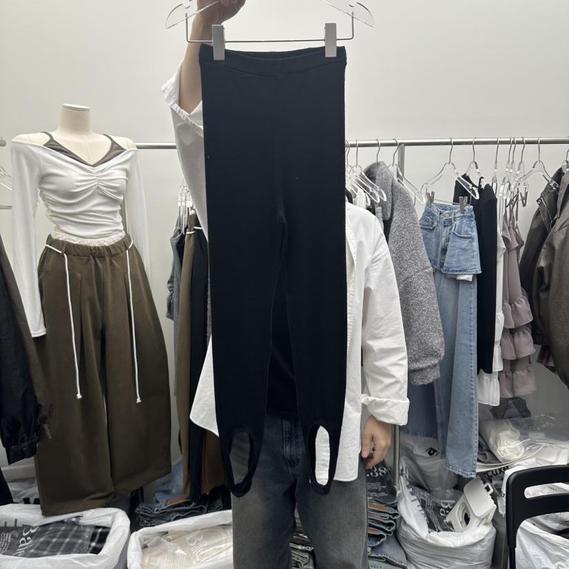 BAIE.38東大門直郵女裝新品真品時尚打底褲鯊魚褲安哥拉BAIE.38打底褲/鯊魚褲圖色2黑色