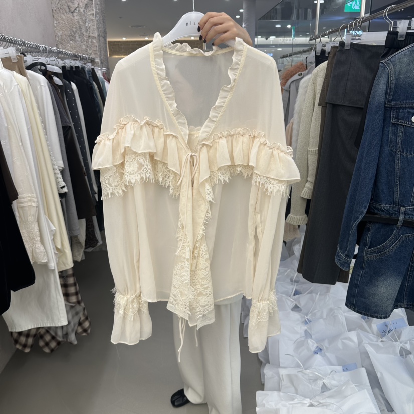 GLASS韓國直郵女士新品休閑真品熱賣推薦人氣襯衫蕾絲衫褶邊GLASS襯衫/蕾絲衫圖色2