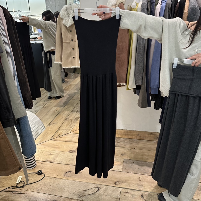 CREAM VILLA韓國直郵女裝新品熱賣連衣裙CREAM VILLA連衣裙圖色2黑色