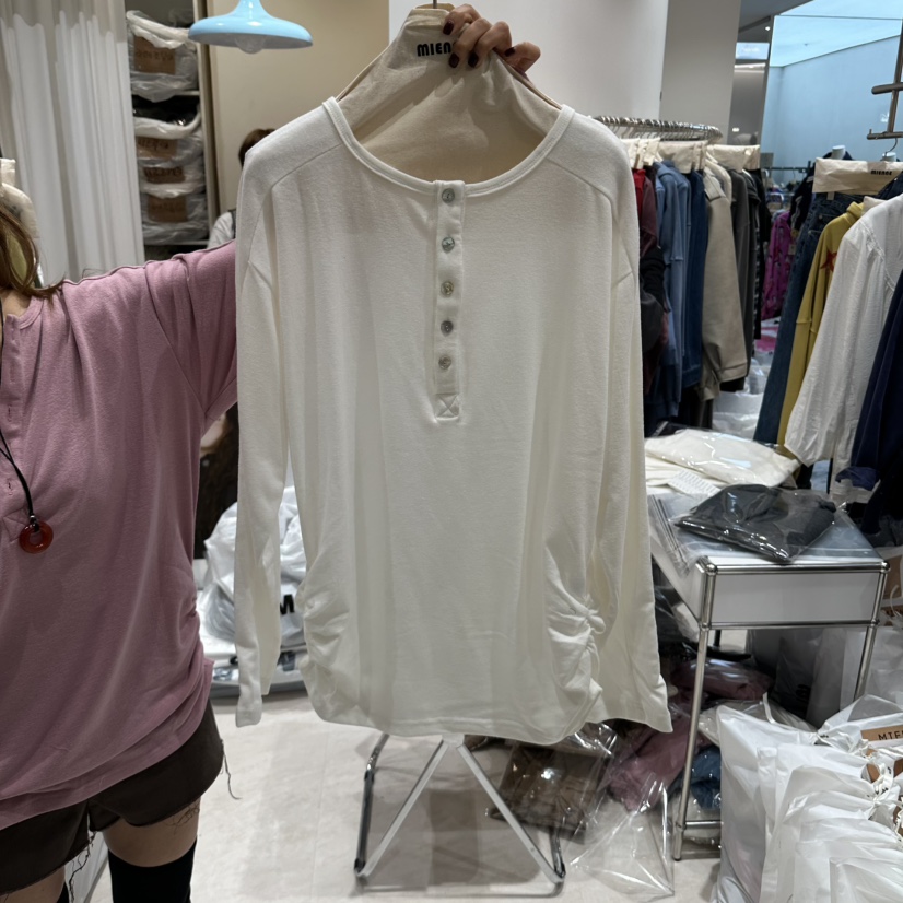 MIENNE韓國代購女士新款推薦真品時尚熱賣人氣長袖T恤紐扣MIENNE長袖T恤圖色2