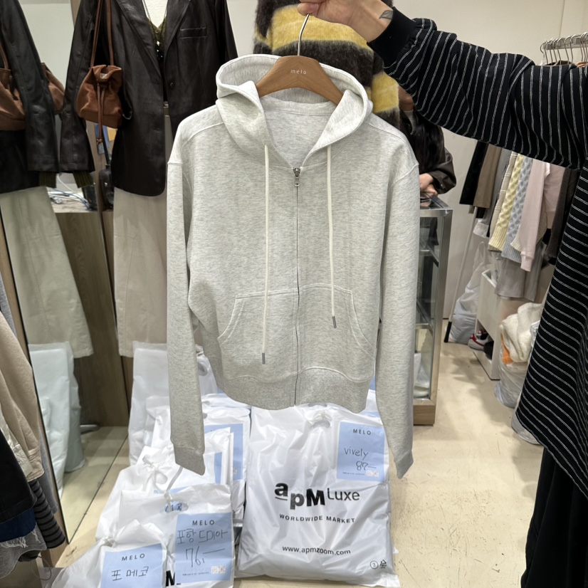 MELO韓國代購女裝新款真品熱賣推薦人氣時尚衛衣拉鏈連帽衫MELO衛衣圖色2