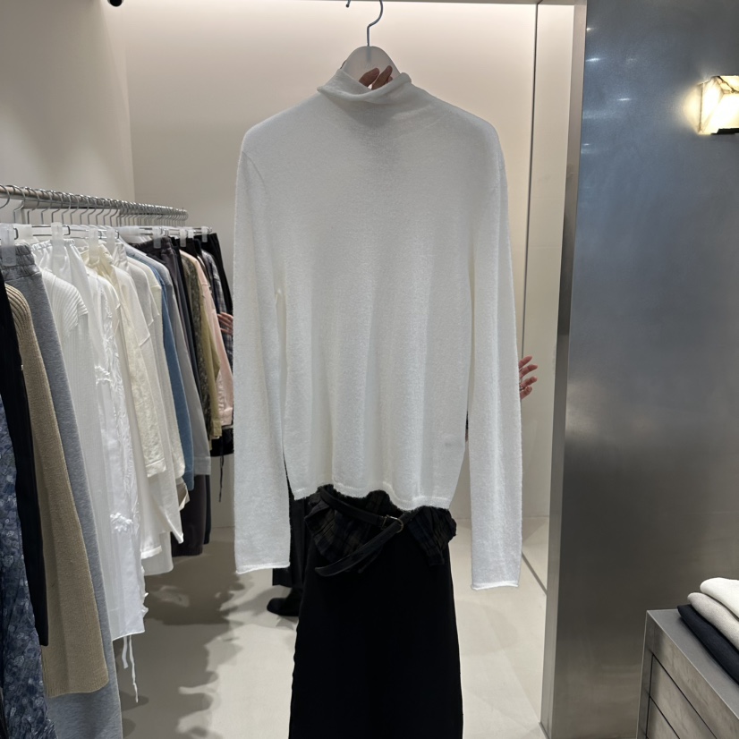 ALTER韓國直郵女士新品人氣休閑時尚熱賣長袖T恤羊駝高領Alter長袖T恤圖色1