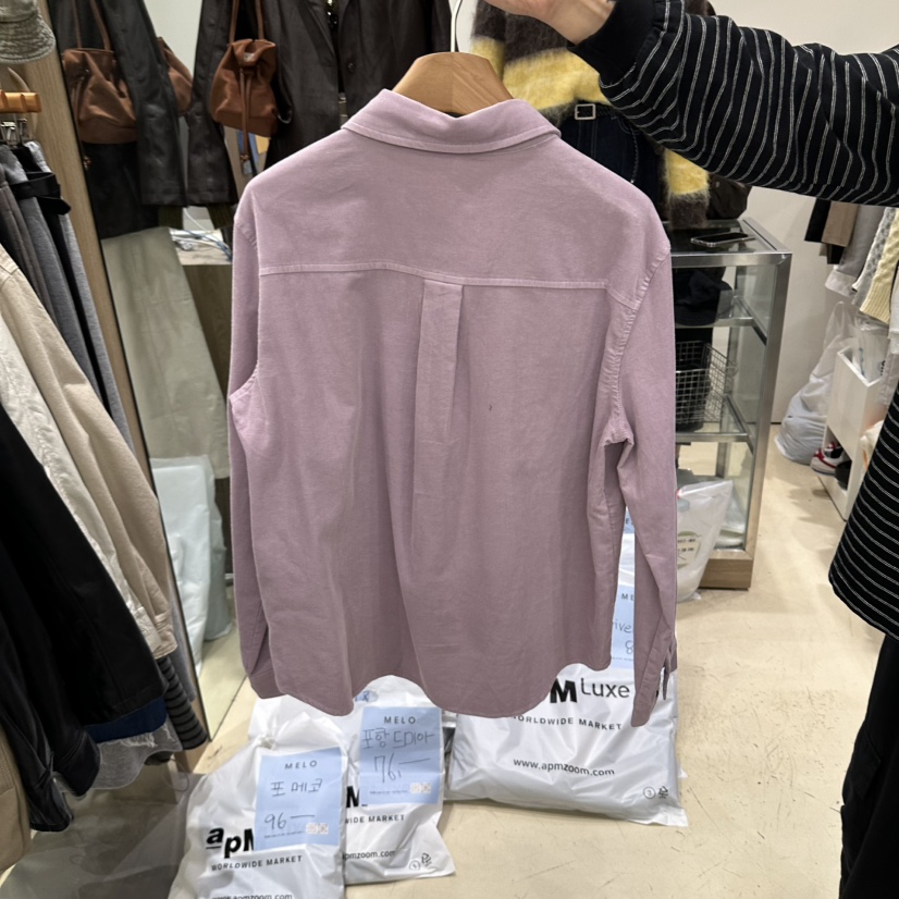 MELO東大門實拍女裝新款熱賣推薦真品時尚襯衫蕾絲衫燈芯絨MELO襯衫/蕾絲衫