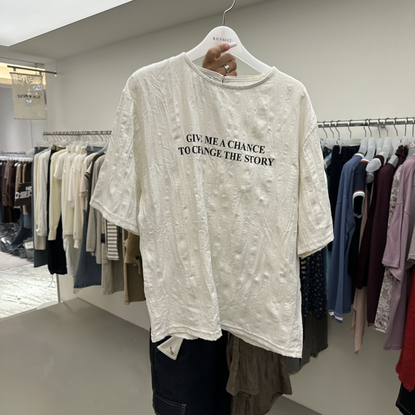 R U VAULT東大門代購女裝新品真品休閑推薦時尚T恤皺紋R U VAULTT恤圖色1