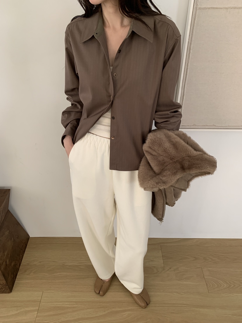 LE RIVE韓國直郵女士新款真品推薦人氣時尚休閑襯衫蕾絲衫LE RIVE襯衫/蕾絲衫