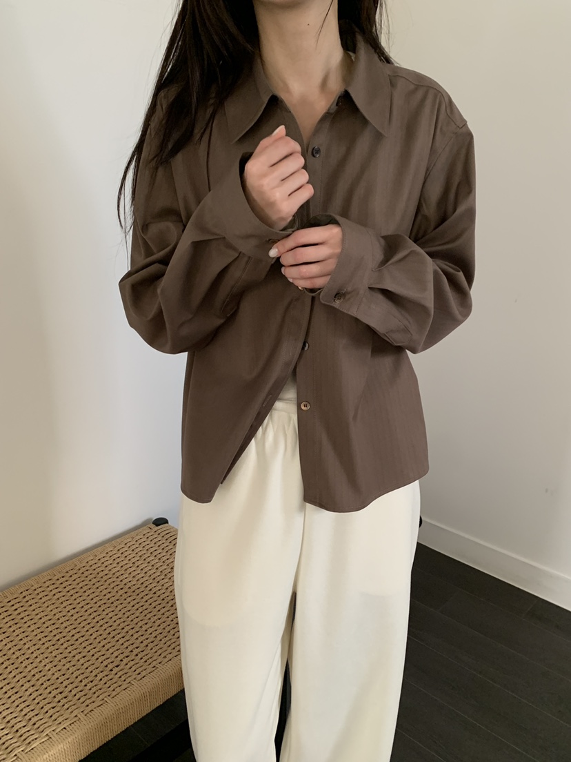 LE RIVE韓國直郵女士新款真品推薦人氣時尚休閑襯衫蕾絲衫LE RIVE襯衫/蕾絲衫