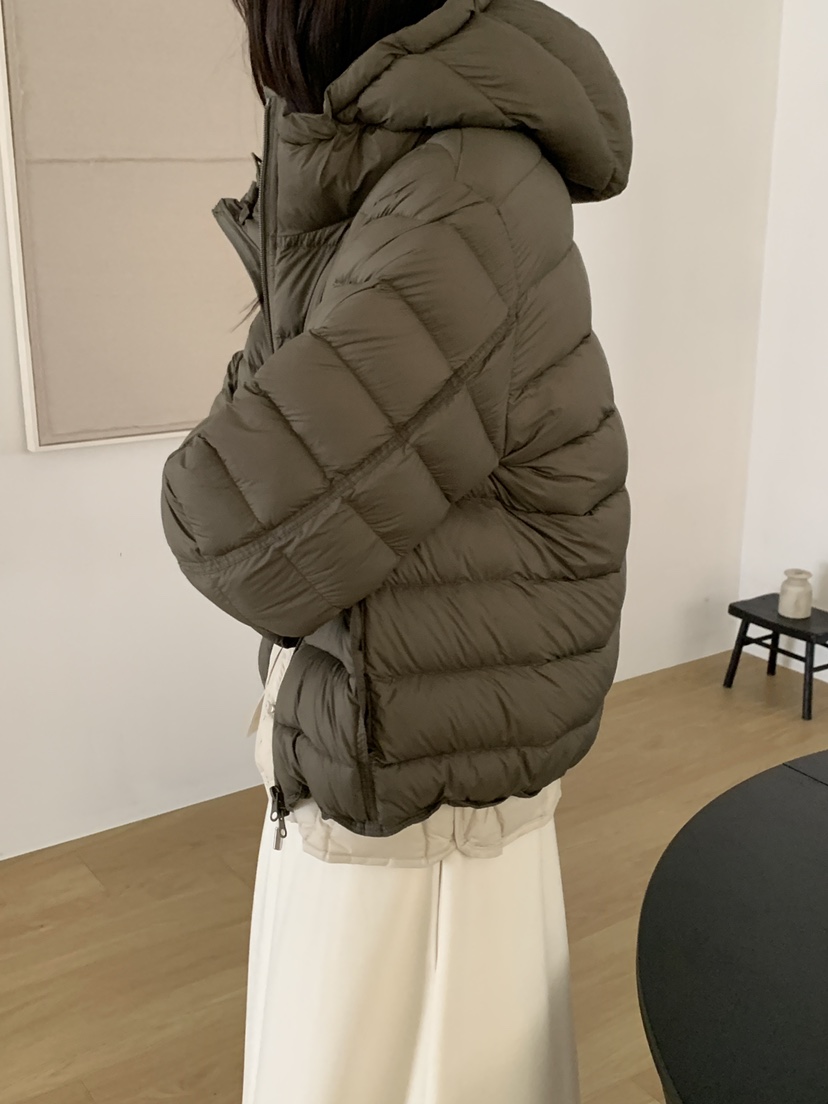 LE RIVE韓國代購女裝新品休閑推薦人氣時尚短款羽絨服鴨絨LE RIVE短款羽絨服